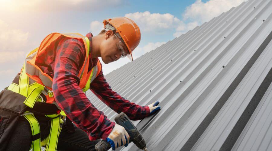 Professional residential roofers in Milledgeville, IL